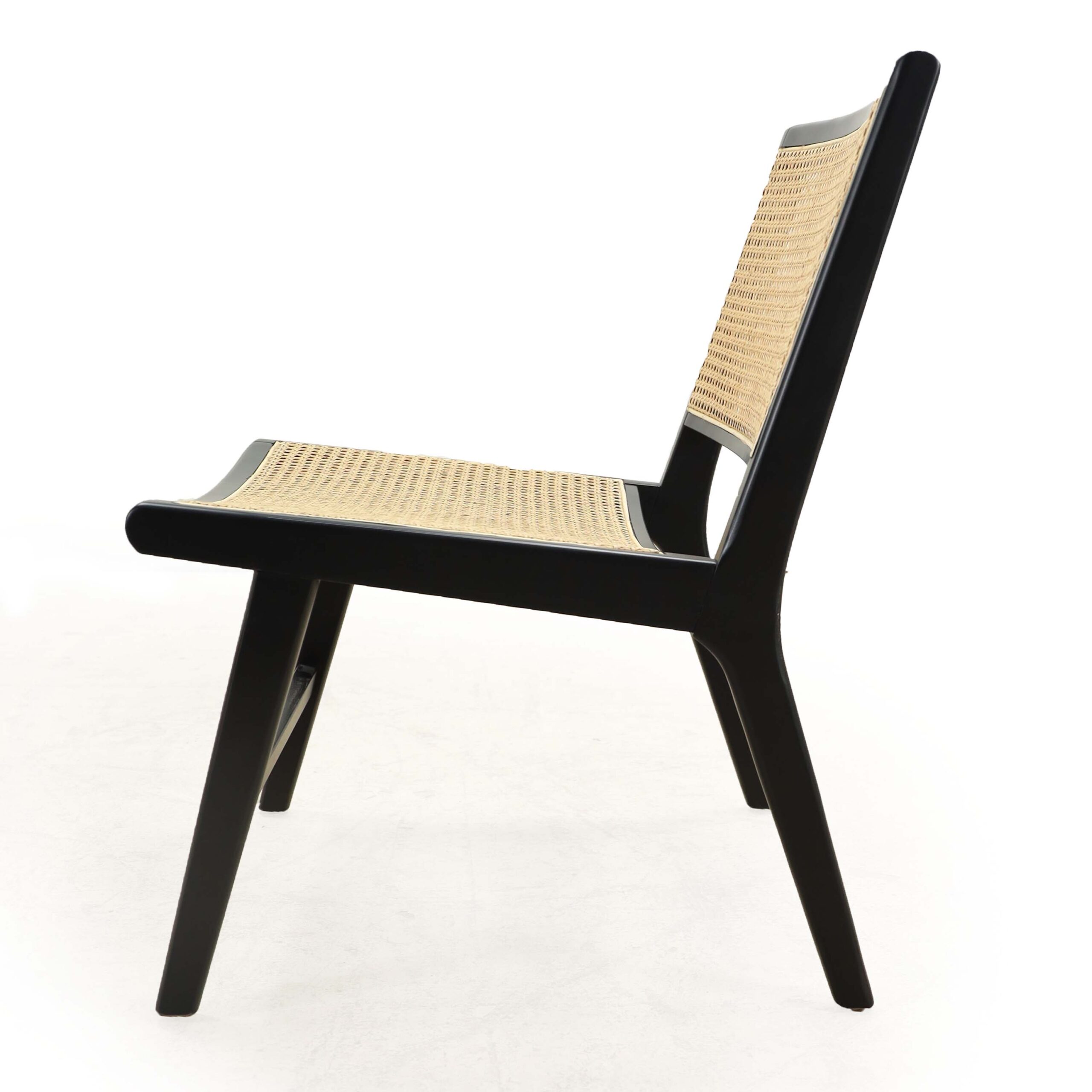 Black cane online lounge chair